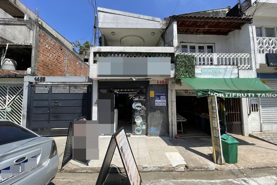 Fachada + Placa de casa para alugar com 3 quartos, 75m² em Conjunto Residencial José Bonifácio, São Paulo