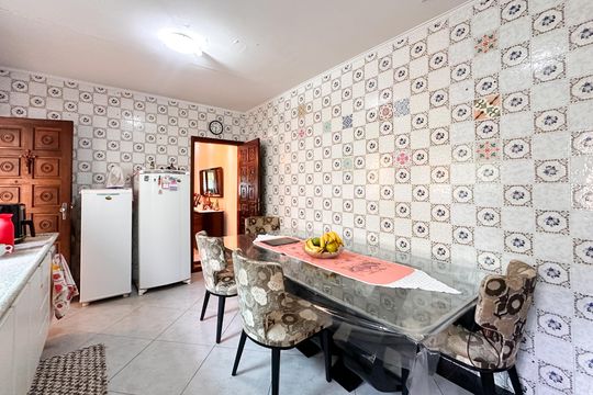 Cozinha de apartamento à venda com 3 quartos, 371m² em Vila Euro, São Bernardo do Campo