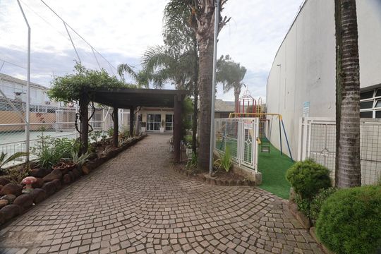 Área comum de casa de condomínio para alugar com 3 quartos, 88m² em Rio Branco, Canoas