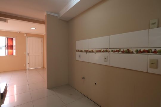 Cozinha de casa de condomínio para alugar com 3 quartos, 88m² em Rio Branco, Canoas