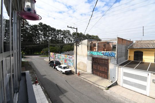 Vista da Sala 3 de casa à venda com 3 quartos, 55m² em Cidade Industrial de Curitiba, Curitiba