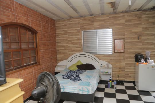 Quarto 1 com suite de casa à venda com 2 quartos, 280m² em São Miguel, São Paulo