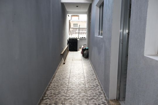 Corredor externo de casa para alugar com 1 quarto, 50m² em Jardim Imperador (zona Leste), São Paulo
