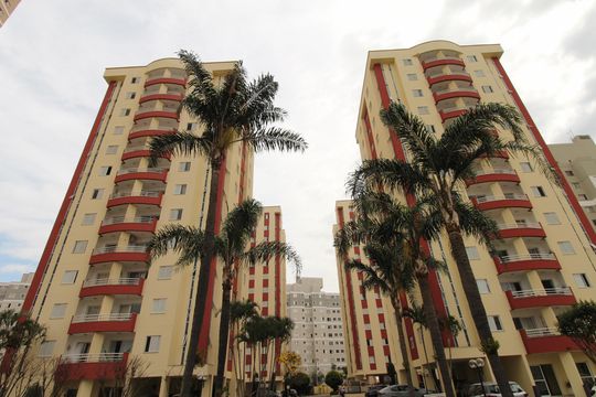 Fachada do Prédio de apartamento para alugar com 2 quartos, 60m² em Conjunto Residencial Trinta E Um de Marco, São José dos Campos