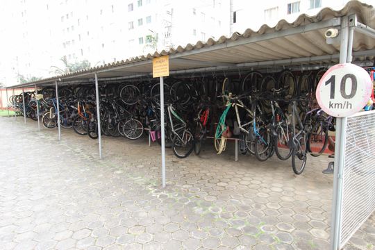 Área comum - Bicicletário de apartamento para alugar com 2 quartos, 60m² em Conjunto Residencial Trinta E Um de Marco, São José dos Campos