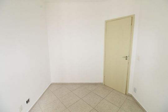 Quarto  de apartamento para alugar com 2 quartos, 60m² em Conjunto Residencial Trinta E Um de Marco, São José dos Campos