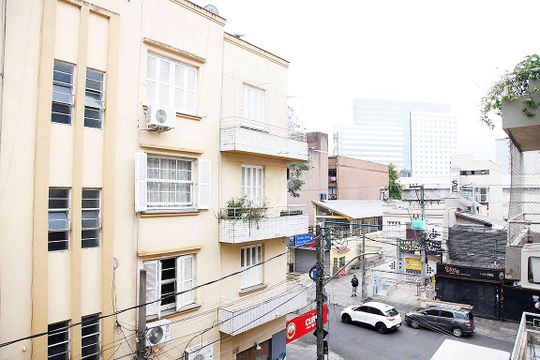 Vista Sala  de apartamento para alugar com 1 quarto, 55m² em Cidade Baixa, Porto Alegre