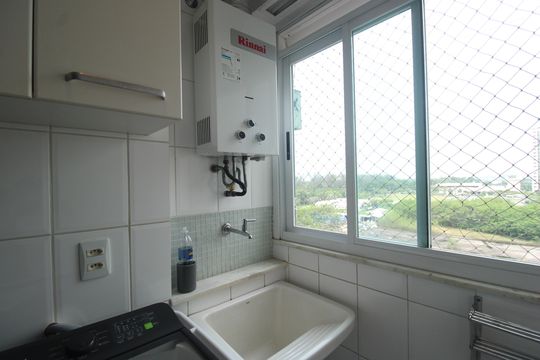Área de serviço de apartamento para alugar com 3 quartos, 83m² em Barra Olímpica, Rio de Janeiro