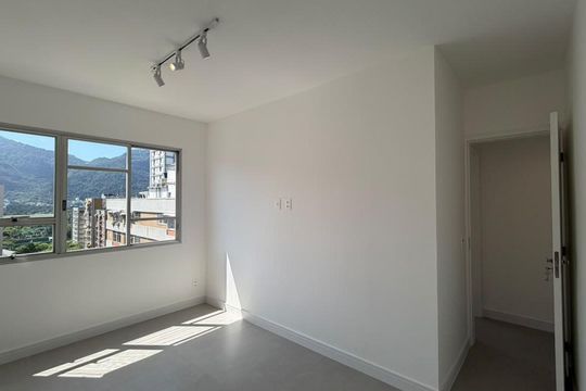 Apartamento à venda com 3 quartos, 86m² em Leblon, Rio de Janeiro
