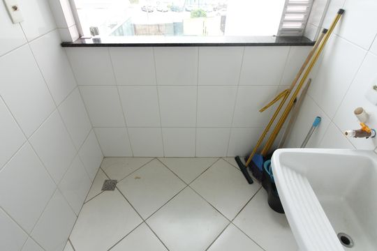 Área de Serviço de apartamento para alugar com 1 quarto, 40m² em Braga, Cabo Frio