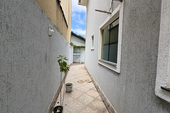 Casa à venda com 3 quartos, 189m² em Vargem Pequena, Rio de Janeiro