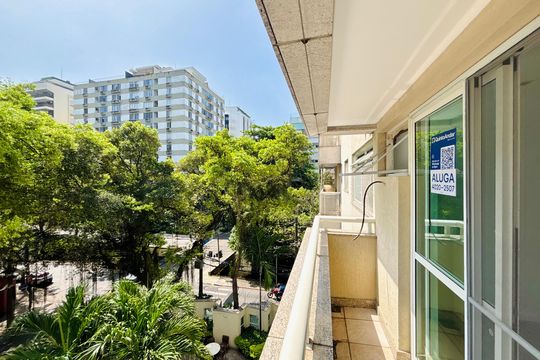 Apartamento para alugar com 3 quartos, 117m² em Lagoa, Rio de Janeiro