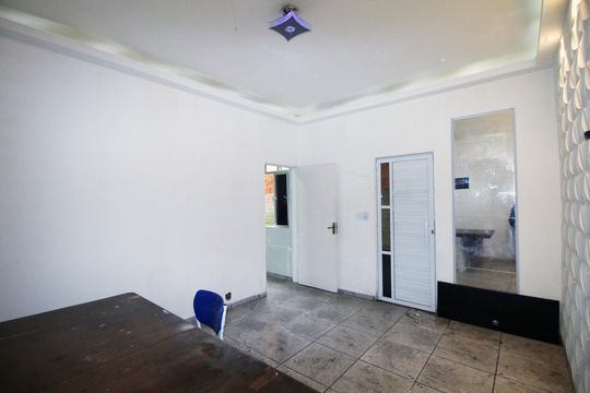 Casa para alugar com 2 quartos, 72m² em Penha, Rio de Janeiro