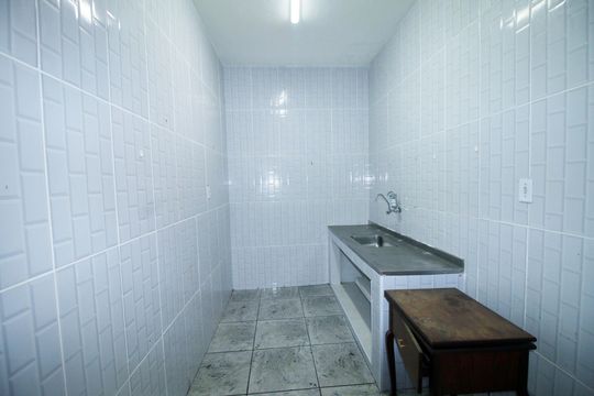 Cozinha de casa para alugar com 2 quartos, 72m² em Penha, Rio de Janeiro