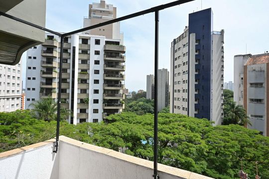Varanda da Suíte 1 de apartamento à venda com 4 quartos, 290m² em Morumbi, São Paulo