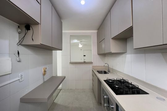 Cozinha de apartamento à venda com 2 quartos, 70m² em Castelo, Belo Horizonte