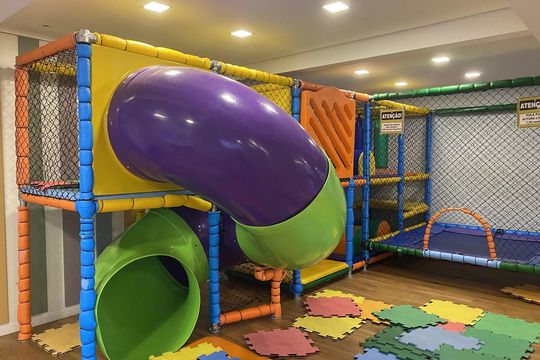 Área em comum de apartamento à venda com 2 quartos, 74m² em Jardim Tupanci, Barueri