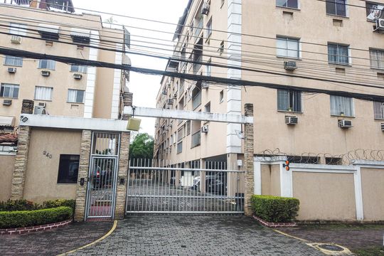 Fachada de apartamento para alugar com 4 quartos, 156m² em Taquara, Rio de Janeiro