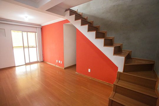 Apartamento para alugar com 4 quartos, 156m² em Taquara, Rio de Janeiro
