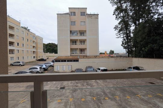 Vista da sacada de apartamento para alugar com 2 quartos, 51m² em Jardim Nova Europa, Campinas