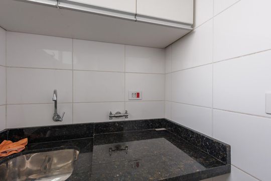 Área de Serviço de apartamento para alugar com 3 quartos, 77m² em Parque Senhor do Bonfim, Taubaté