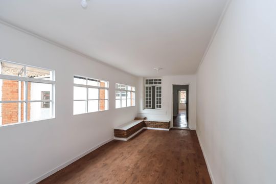 Sala 2 de casa para alugar com 3 quartos, 180m² em Cambuci, São Paulo