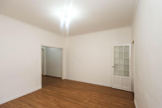 Sala 1 de casa para alugar com 3 quartos, 180m² em Cambuci, São Paulo