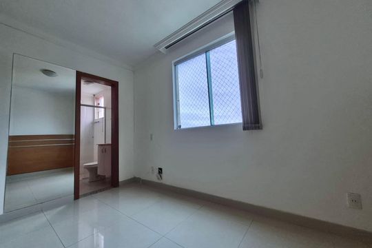 Apartamento à venda com 2 quartos, 55m² em Salgado Filho, Belo Horizonte
