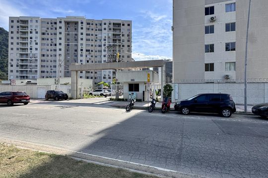 Fachada de apartamento à venda com 2 quartos, 48m² em Barra Olímpica, Rio de Janeiro