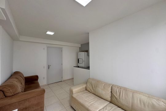Sala de apartamento à venda com 2 quartos, 48m² em Barra Olímpica, Rio de Janeiro
