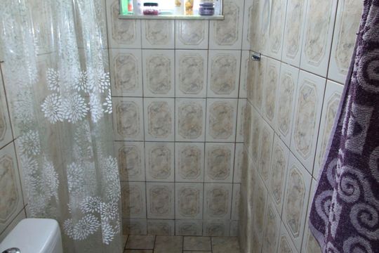 Banheiro de casa para alugar com 1 quarto, 32m² em Jardim América, Rio de Janeiro