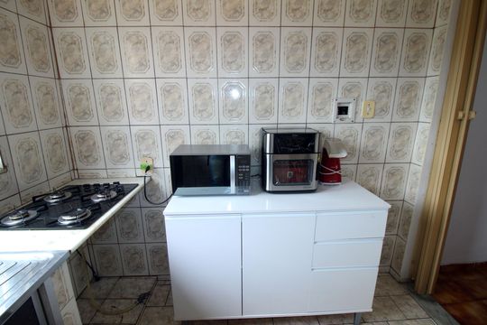 Cozinha de casa para alugar com 1 quarto, 32m² em Jardim América, Rio de Janeiro