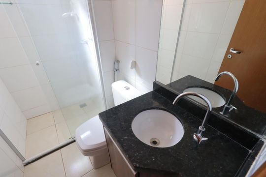 Banheiro da Suíte de apartamento para alugar com 1 quarto, 49m² em Nova Aliança, Ribeirão Preto