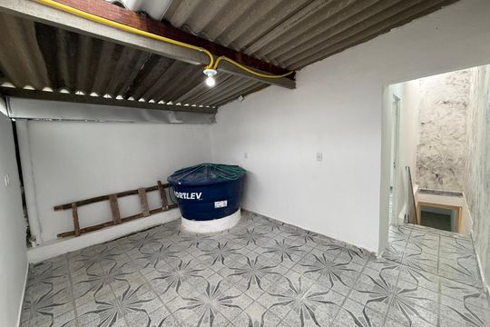 Área de serviço de casa para alugar com 2 quartos, 190m² em Itaím, Guarulhos