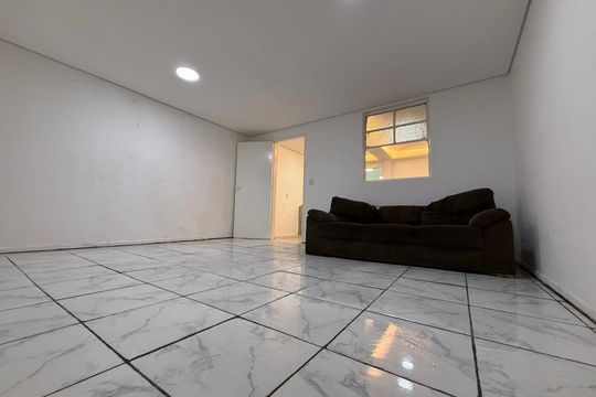 Quarto de casa para alugar com 2 quartos, 190m² em Itaím, Guarulhos