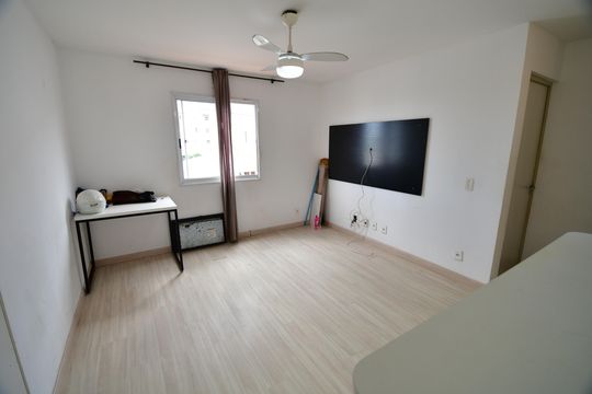 Apartamento à venda com 2 quartos, 46m² em Residencial Real Parque, Sumaré