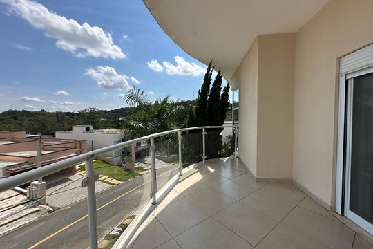 Varanda de casa de condomínio à venda com 3 quartos, 364m² em Jardim do Golf I, Barueri