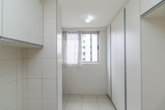 Cozinha e Área de Serviço de apartamento para alugar com 3 quartos, 78m² em Jaraguá, Belo Horizonte