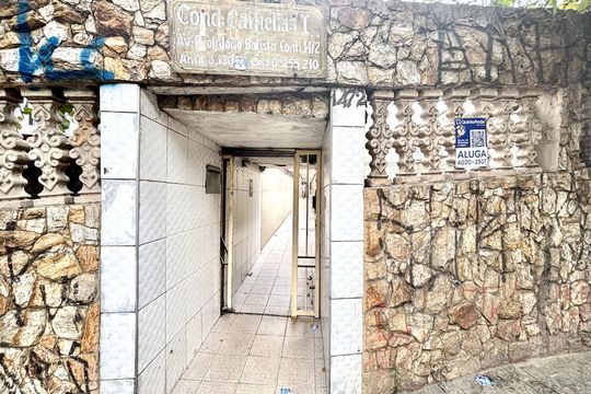 Fachada de apartamento para alugar com 2 quartos, 42m² em Conjunto Residencial José Bonifácio, São Paulo