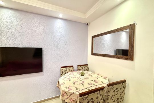 Sala de apartamento para alugar com 2 quartos, 42m² em Conjunto Residencial José Bonifácio, São Paulo