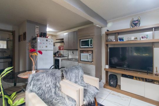 Sala de apartamento à venda com 2 quartos, 48m² em Camaquã, Porto Alegre
