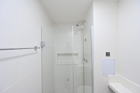 Banheiro Social de kitnet/studio à venda com 1 quarto, 28m² em Vila Clementino, São Paulo