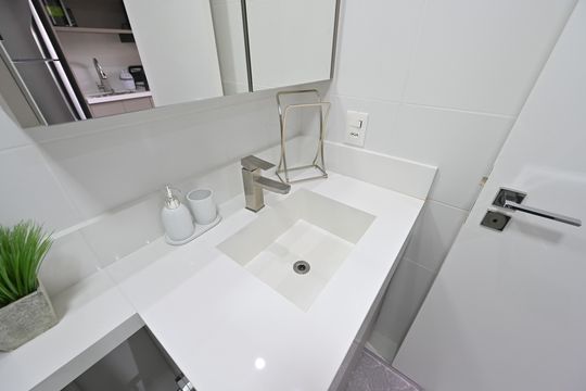 Banheiro Social de kitnet/studio à venda com 1 quarto, 28m² em Vila Clementino, São Paulo