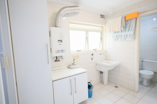 Cozinha e Área de Serviço de apartamento para alugar com 2 quartos, 95m² em Rio Pequeno, São Paulo