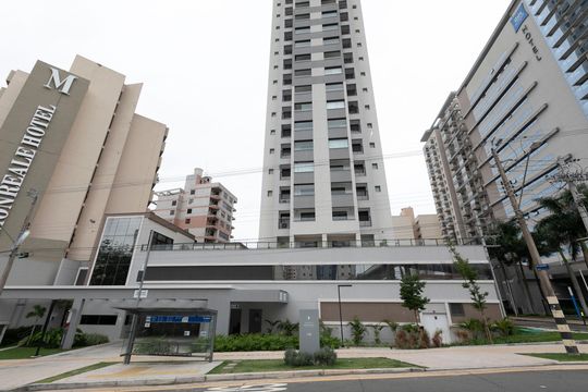 FACHADA DO PRÉDIO de apartamento para alugar com 1 quarto, 46m² em Centro, Campinas