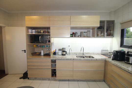 Cozinha de apartamento à venda com 3 quartos, 200m² em Jardim São Paulo, São Paulo