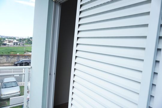 Sacada de casa de condomínio à venda com 2 quartos, 78m² em Residencial Boa Vista, Americana