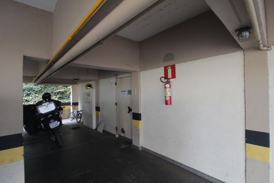 Garagem de apartamento à venda com 3 quartos, 70m² em Manacás, Belo Horizonte