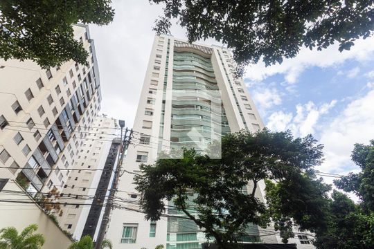 Fachada de apartamento para alugar com 4 quartos, 130m² em Funcionários, Belo Horizonte
