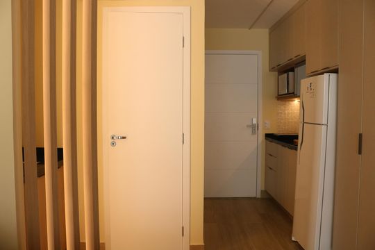 Cozinha de apartamento para alugar com 1 quarto, 26m² em Perdizes, São Paulo